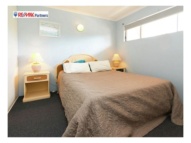 11/383 Esplanade, Torquay QLD 4655