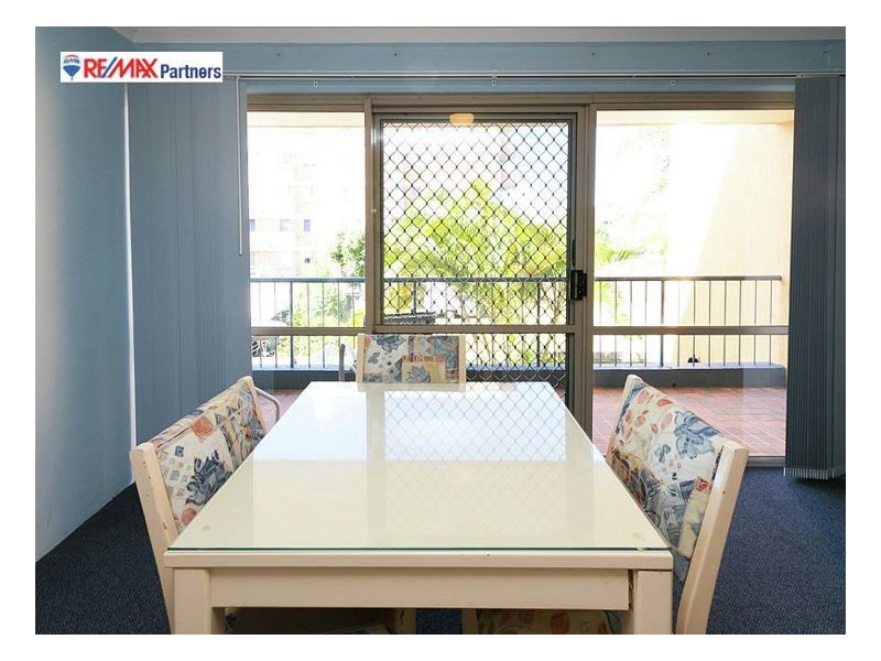 11/383 Esplanade, Torquay QLD 4655