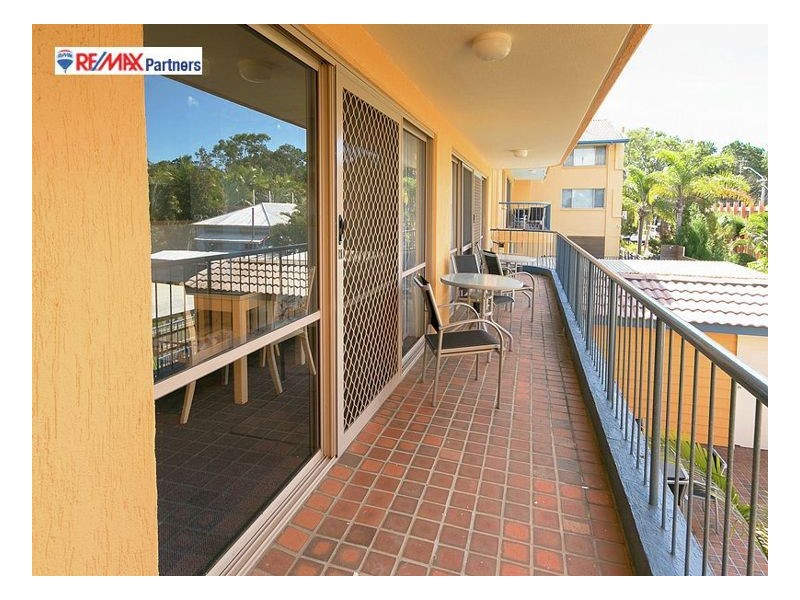 11/383 Esplanade, Torquay QLD 4655