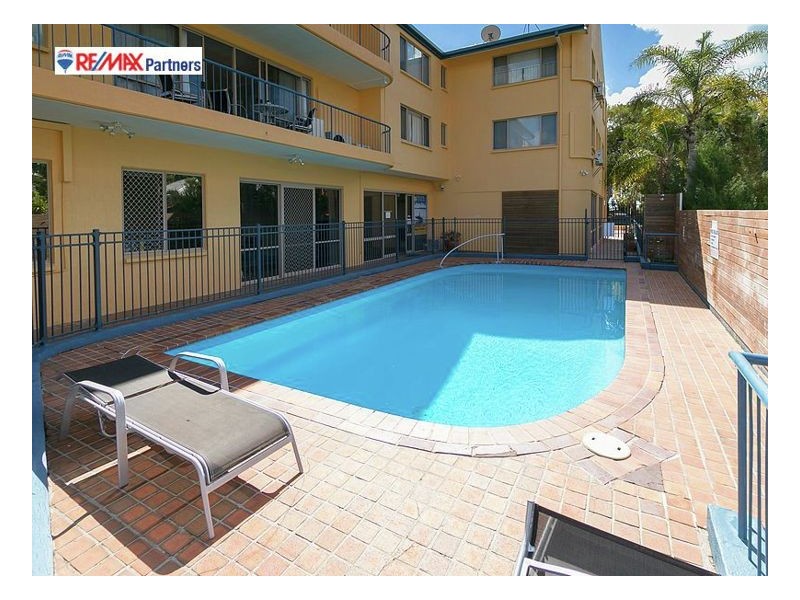11/383 Esplanade, Torquay QLD 4655