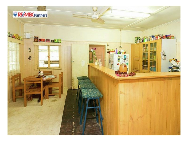 15 Scarborough St, Scarness QLD 4655