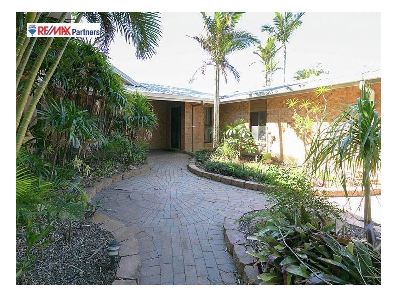 70 Kingfisher Parade, Toogoom QLD 4655