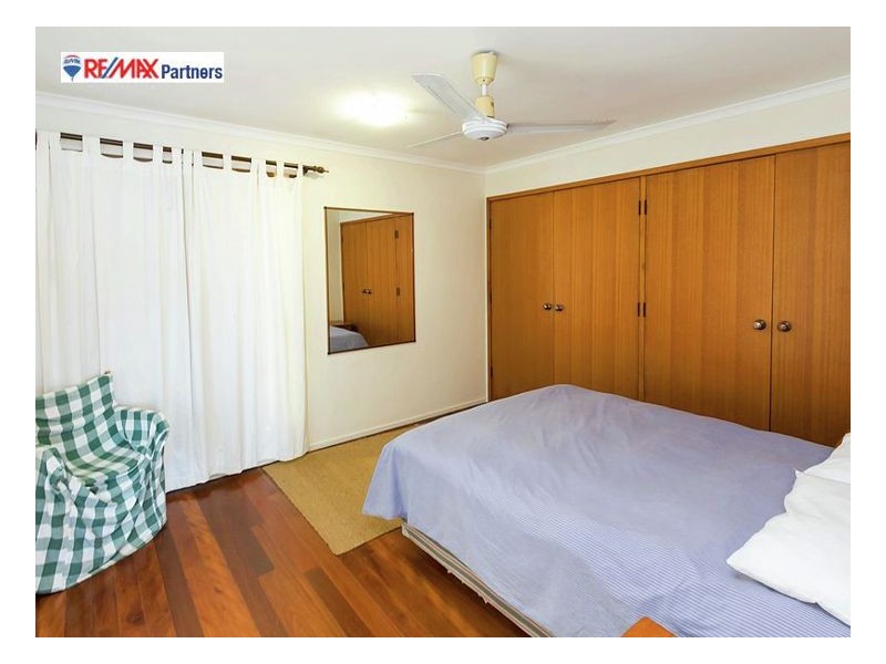 70 Kingfisher Parade, Toogoom QLD 4655