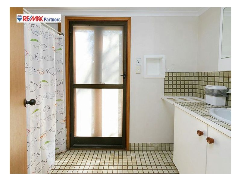 70 Kingfisher Parade, Toogoom QLD 4655