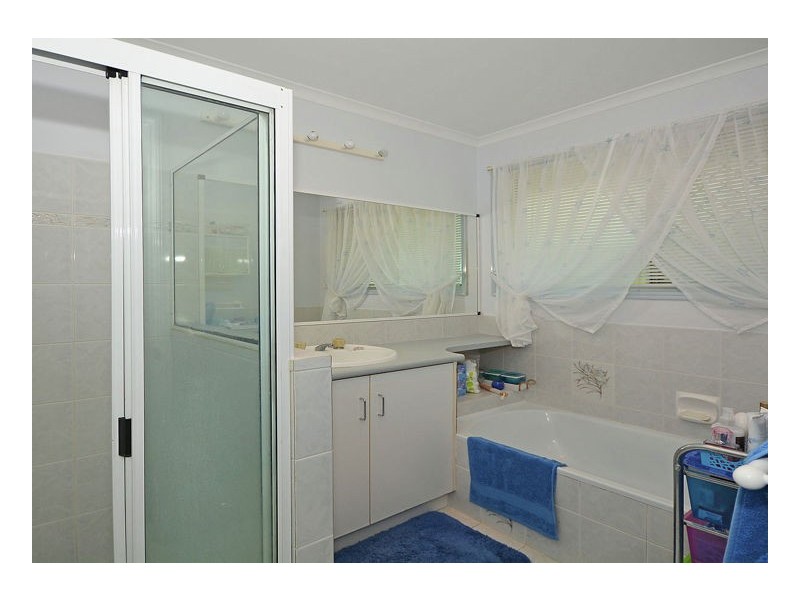 9 Keppel Court, Kawungan QLD 4655