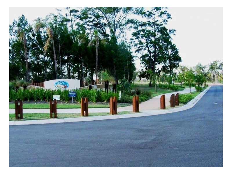 4 Sandcastles Cct, Burrum Heads QLD 4659