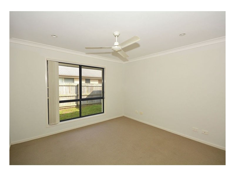17 Oyster Court, Toogoom QLD 4655