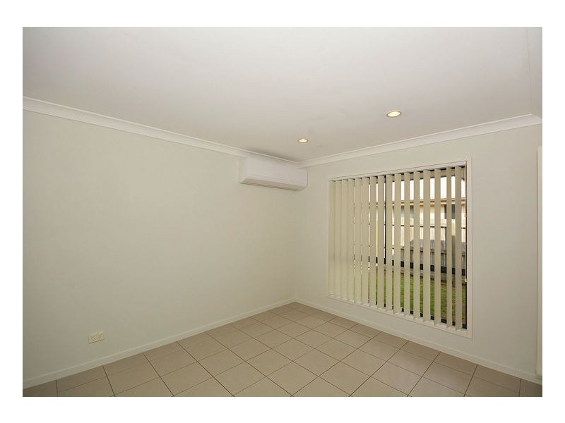 17 Oyster Court, Toogoom QLD 4655