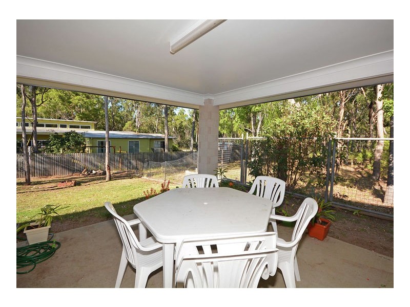 27 Spence Street, Point Vernon QLD 4655