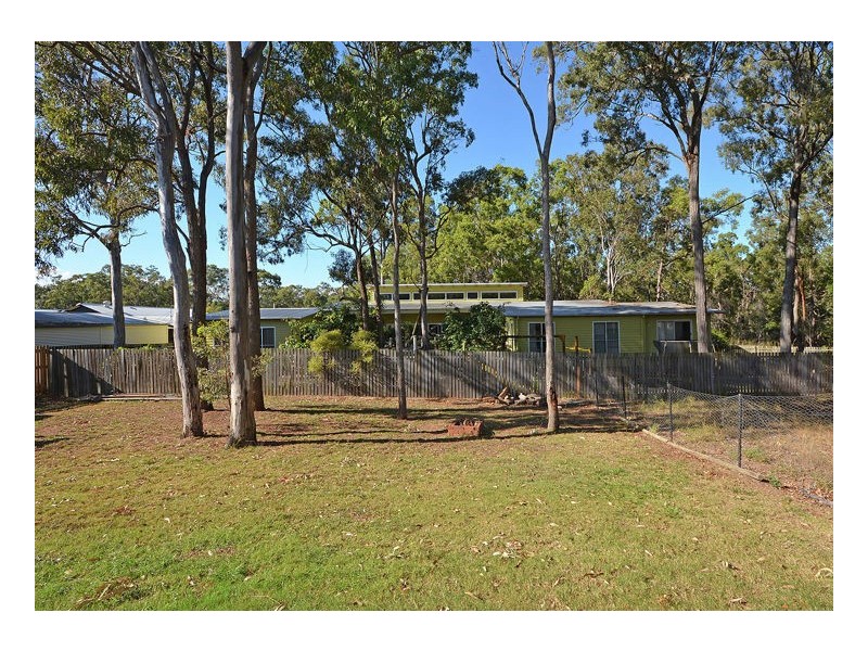 27 Spence Street, Point Vernon QLD 4655