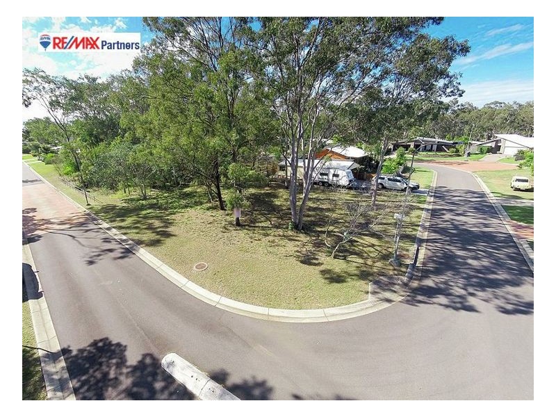 2 Cumberland Ct, Point Vernon QLD 4655