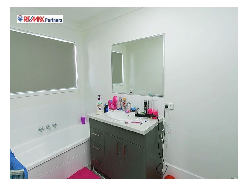 159/230 Pulgul St, Urangan QLD 4655