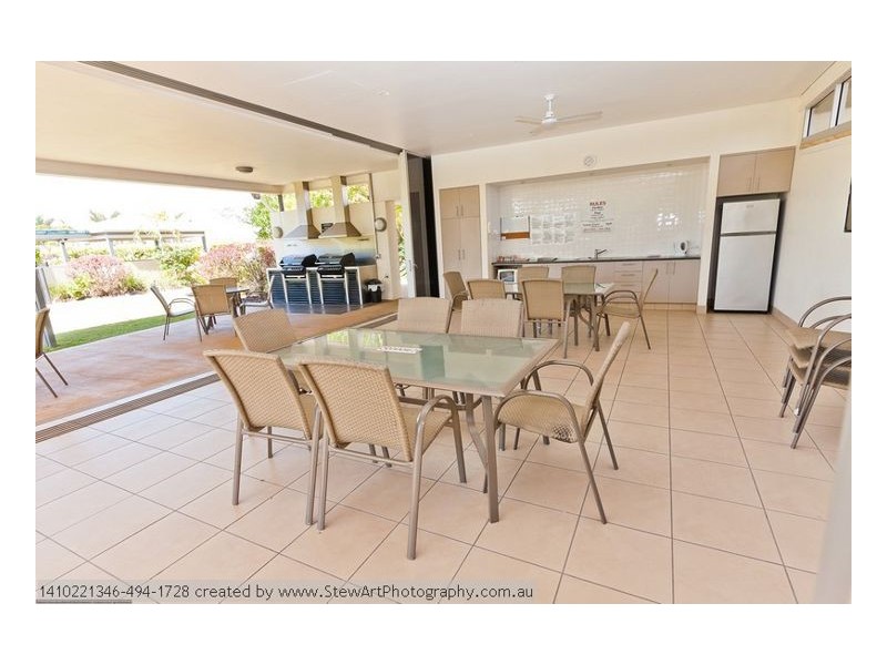 159/230 Pulgul St, Urangan QLD 4655
