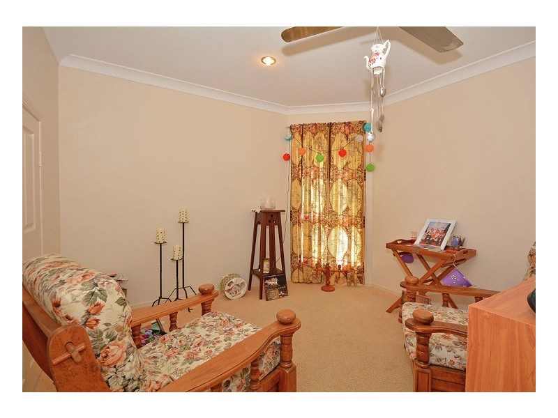 6 Seaside Cct, Toogoom QLD 4655