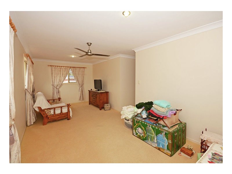 6 Seaside Cct, Toogoom QLD 4655