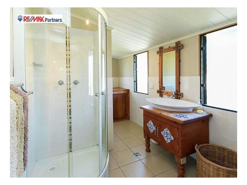 26 Moreton St, Toogoom QLD 4655