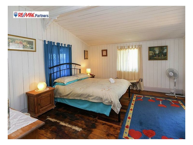 26 Moreton St, Toogoom QLD 4655