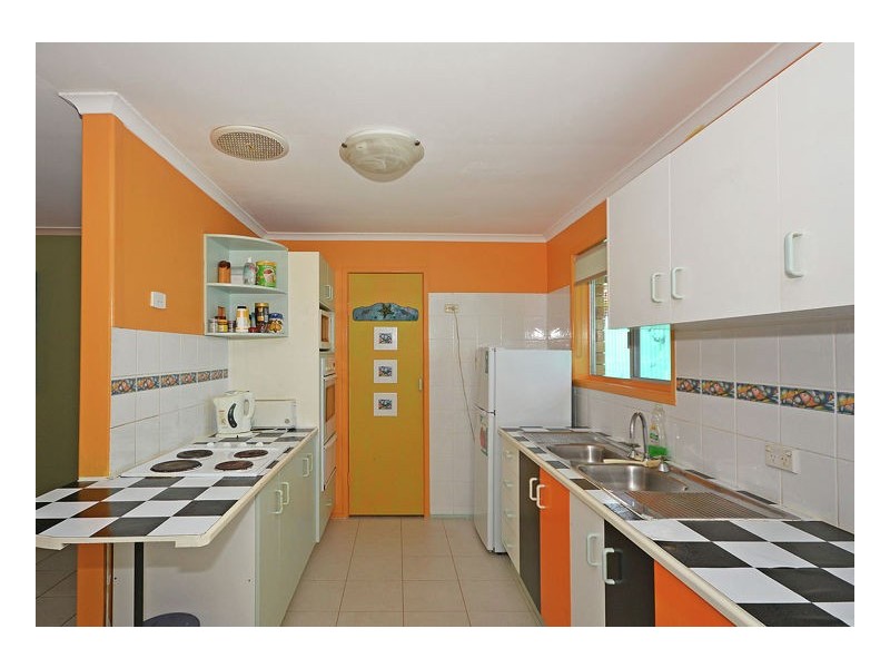 35 Crawford Dr, Dundowran QLD 4655