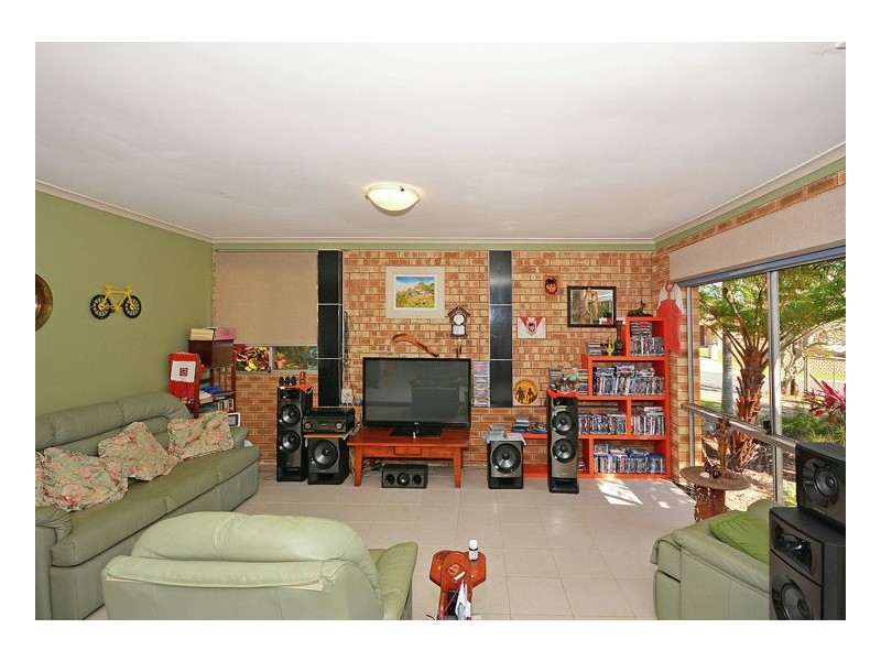 35 Crawford Dr, Dundowran QLD 4655