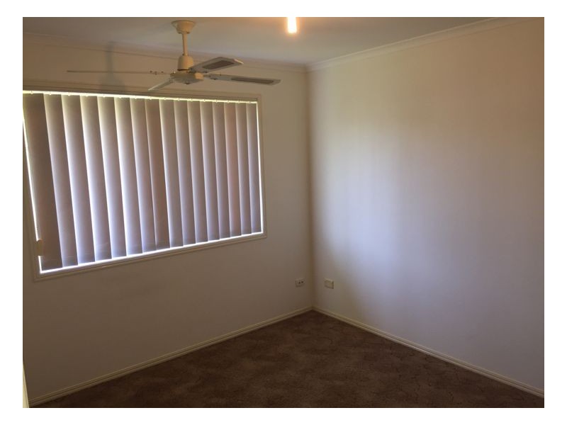 26 Deloraine Avenue, Urangan QLD 4655