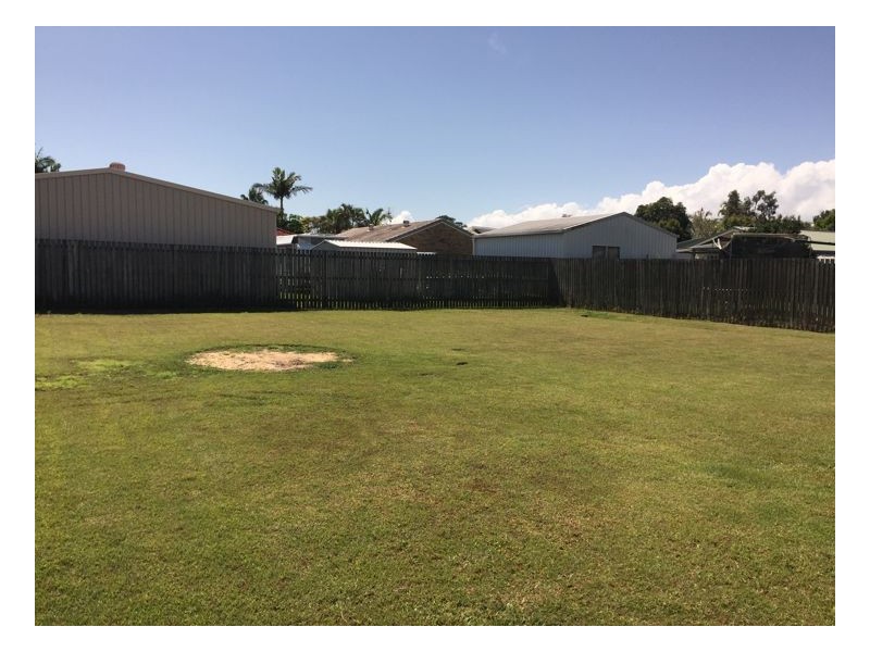 26 Deloraine Avenue, Urangan QLD 4655