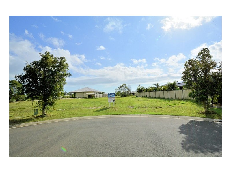 4 Nira Court, Burrum Heads QLD 4659