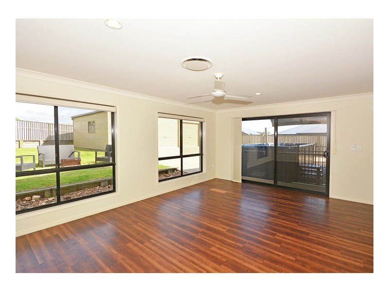 18 Seacrest Drive, Wondunna QLD 4655