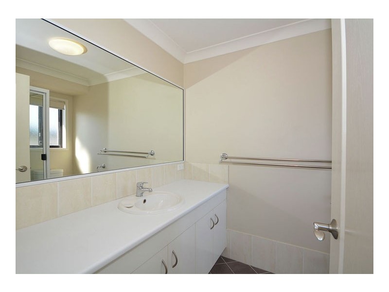 18 Seacrest Drive, Wondunna QLD 4655