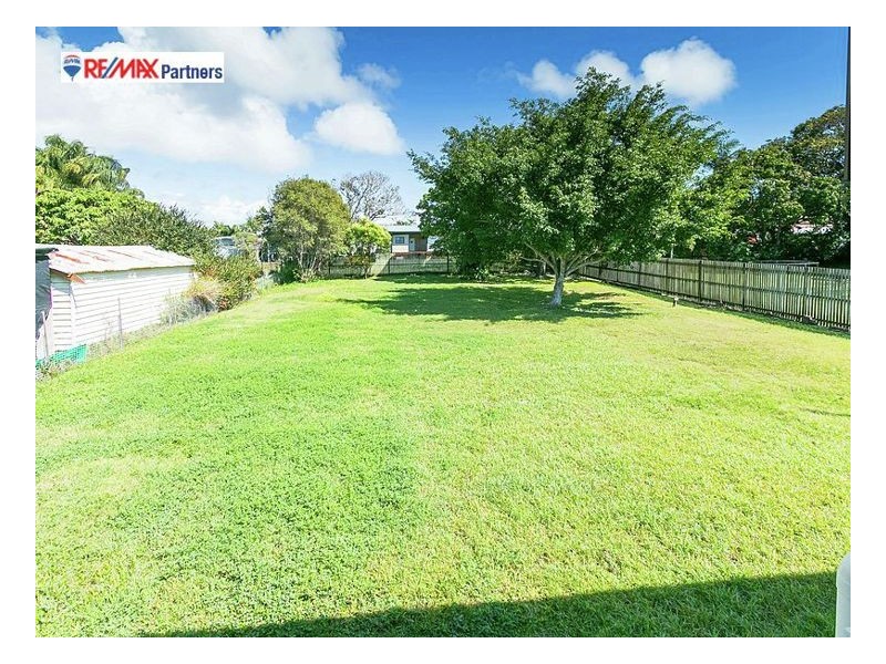 63 Beach Road, Pialba QLD 4655