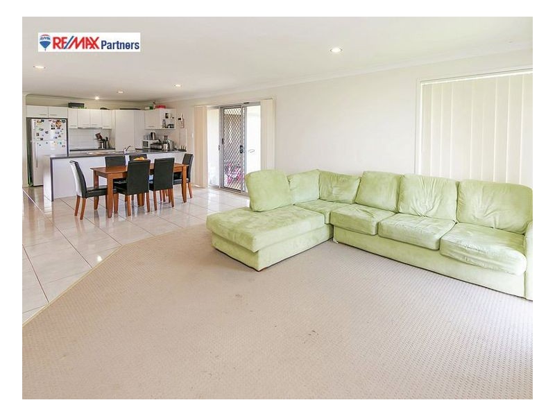 11 Parklink Avenue East, Wondunna QLD 4655