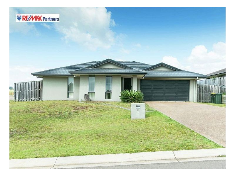 11 Parklink Avenue East, Wondunna QLD 4655
