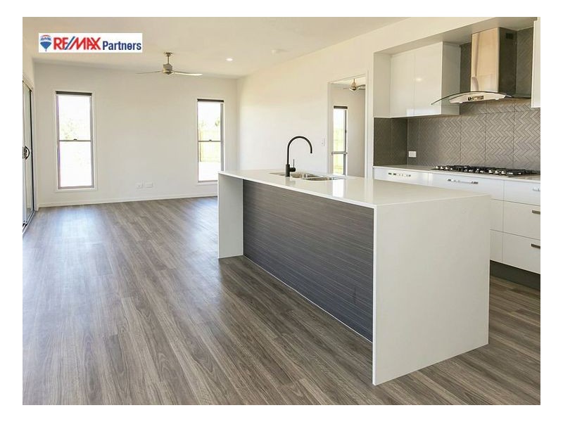 45 Northshore Ave, Toogoom QLD 4655