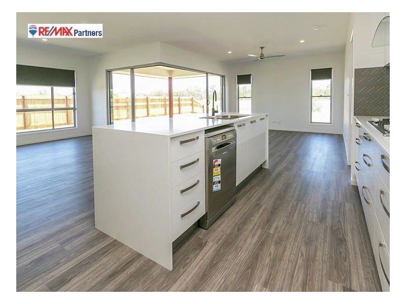 45 Northshore Ave, Toogoom QLD 4655