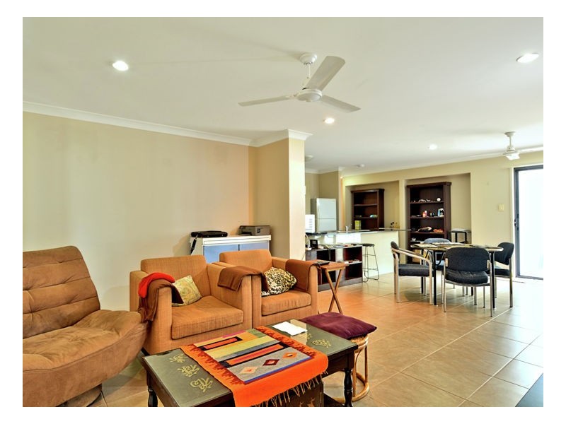 22 Wave Ct, Toogoom QLD 4655