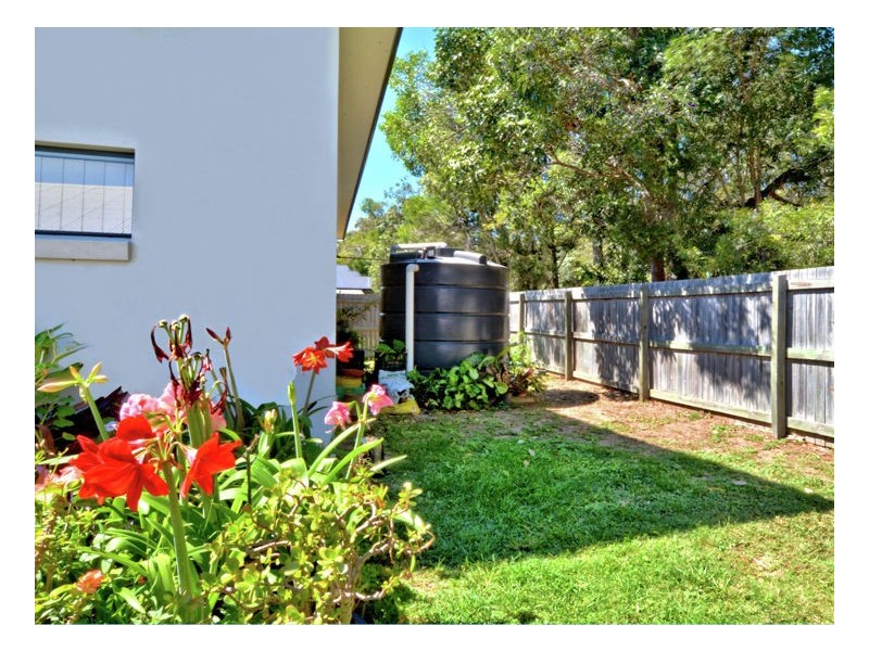 22 Wave Ct, Toogoom QLD 4655