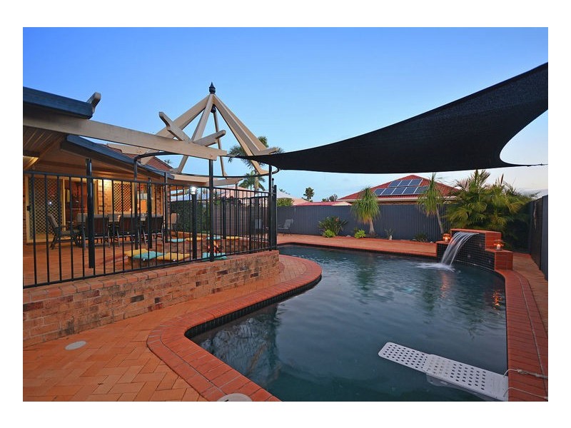 5 Stevens Close, Kawungan QLD 4655