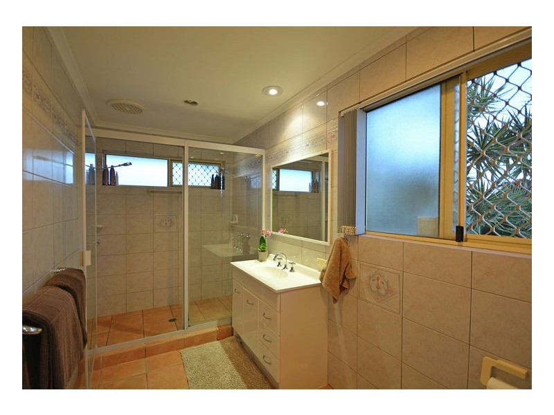 5 Stevens Close, Kawungan QLD 4655