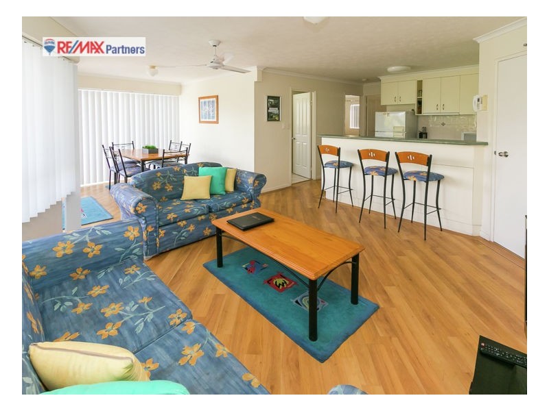 17/407 Esplanade, Torquay QLD 4655