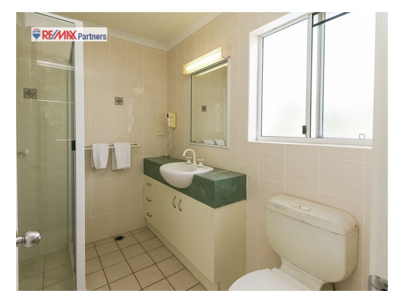 17/407 Esplanade, Torquay QLD 4655