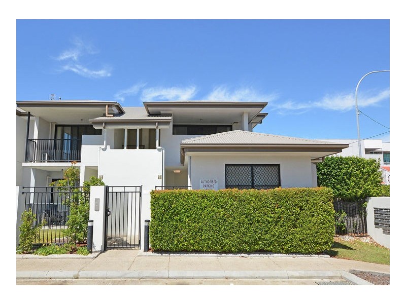 1/70 Main Street, Pialba QLD 4655