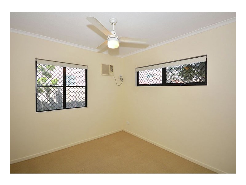 1/70 Main Street, Pialba QLD 4655