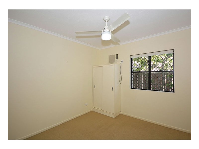 1/70 Main Street, Pialba QLD 4655