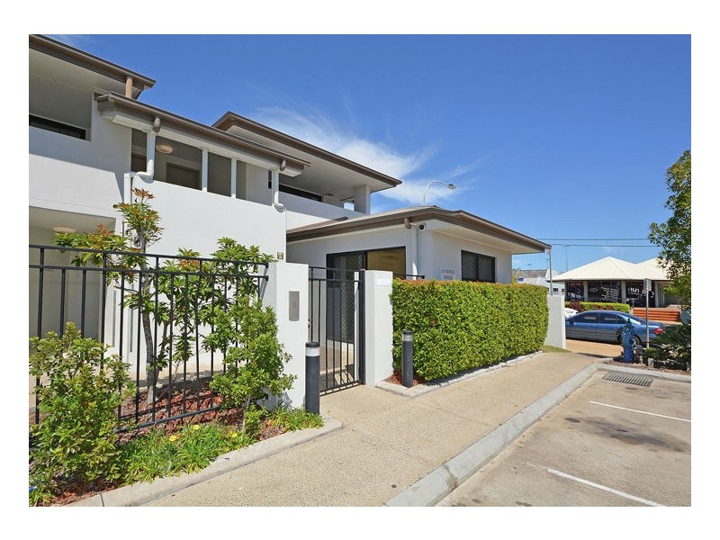 1/70 Main Street, Pialba QLD 4655