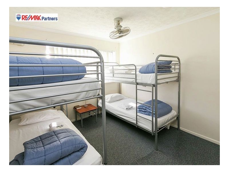 9/407 Esplanade, Torquay QLD 4655