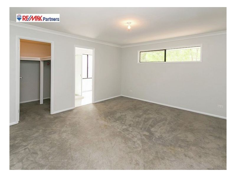 2 Lawson Dr, Tinana QLD 4650