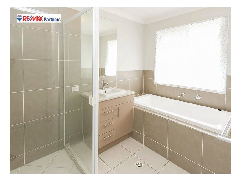 2 Lawson Dr, Tinana QLD 4650