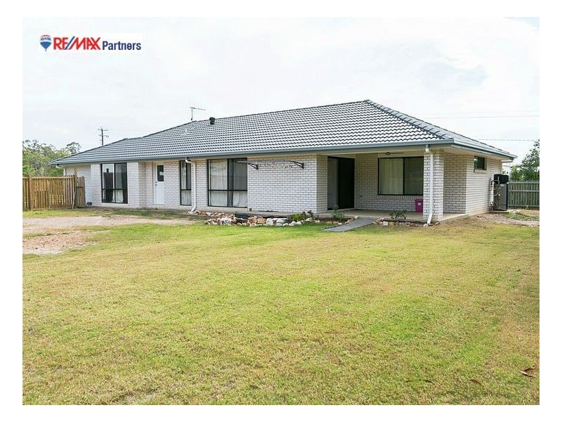2 Lawson Dr, Tinana QLD 4650