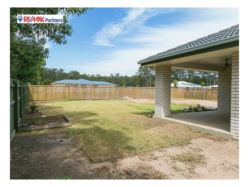 2 Lawson Dr, Tinana QLD 4650