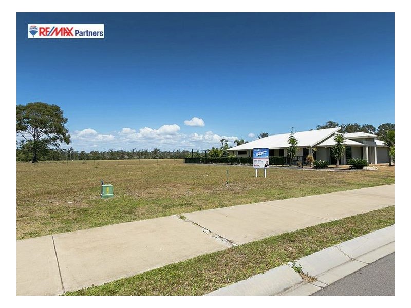 32 Sirenia Drive, Burrum Heads QLD 4659