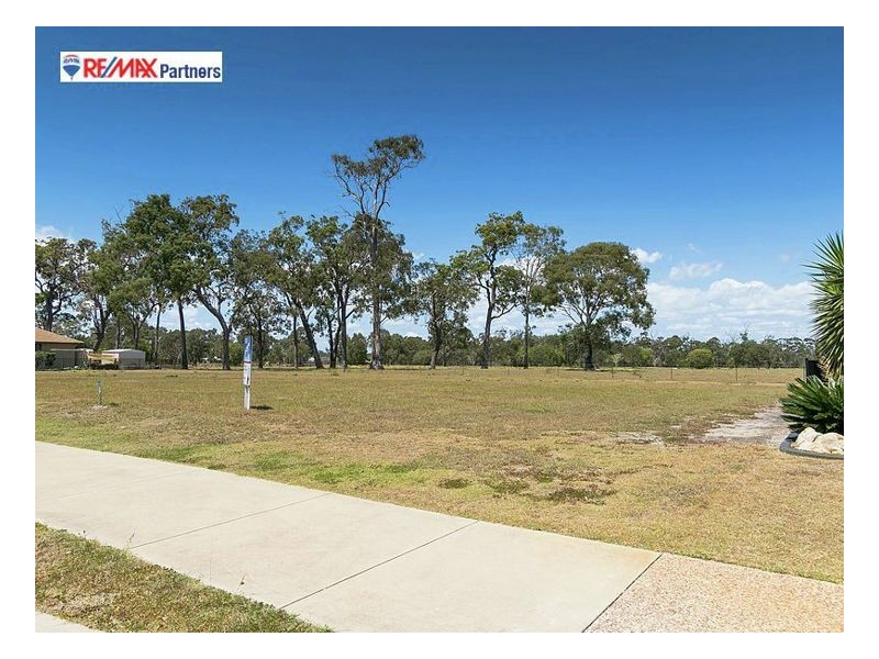 32 Sirenia Drive, Burrum Heads QLD 4659